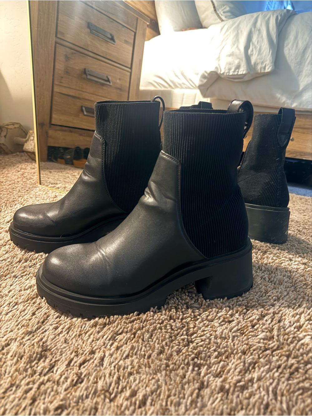 Steve Madden Chunky Sole Chelsea Boots